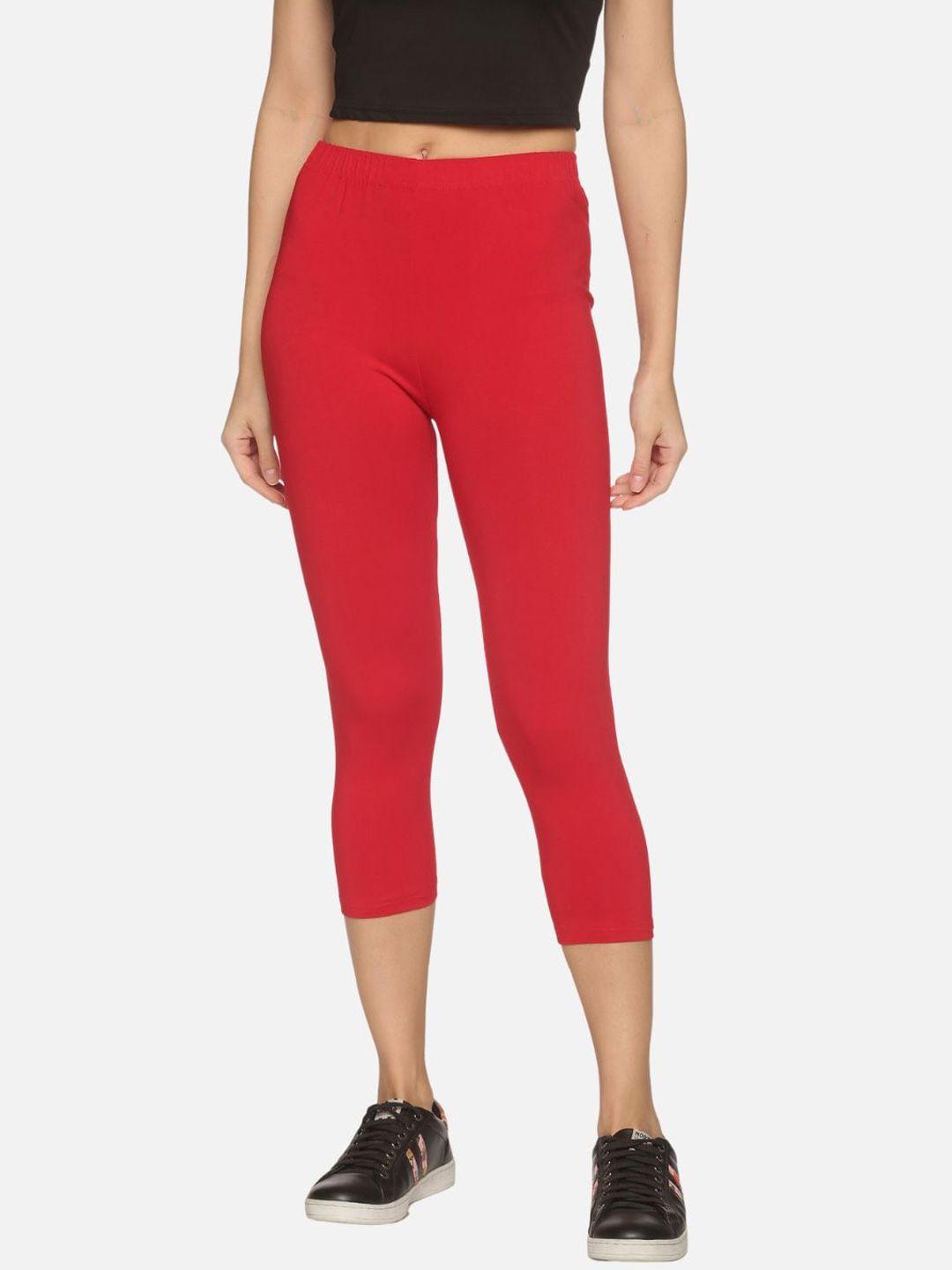 outflits women red solid skinny-fit capris length leggings