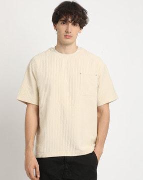 oversized fit crew-neck t-shirt with patch pocket