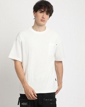 oversized fit crew-neck t-shirt with patch pocket