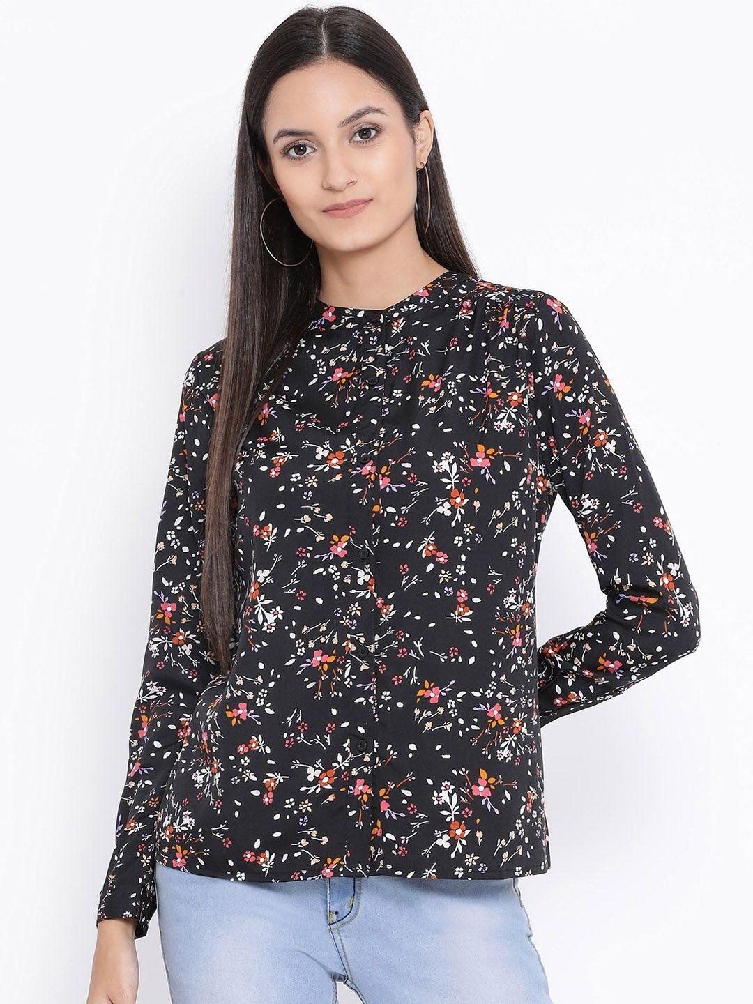 oxolloxo women black & white regular fit printed casual shirt