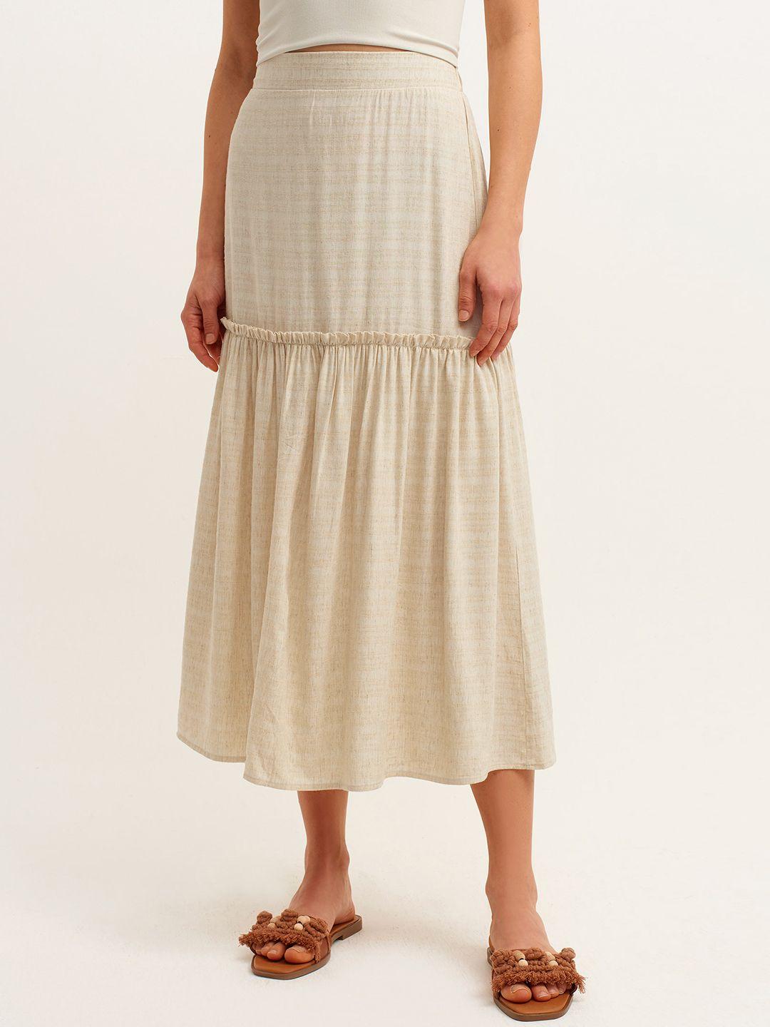 oxxo women beige solid a-line midi tiered skirt