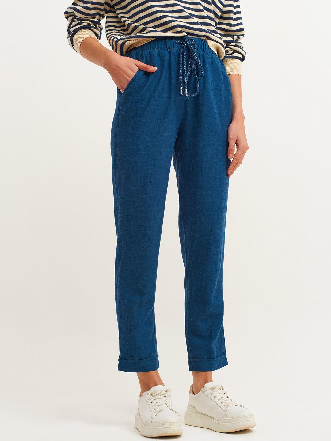 oxxo women navy blue solid trousers