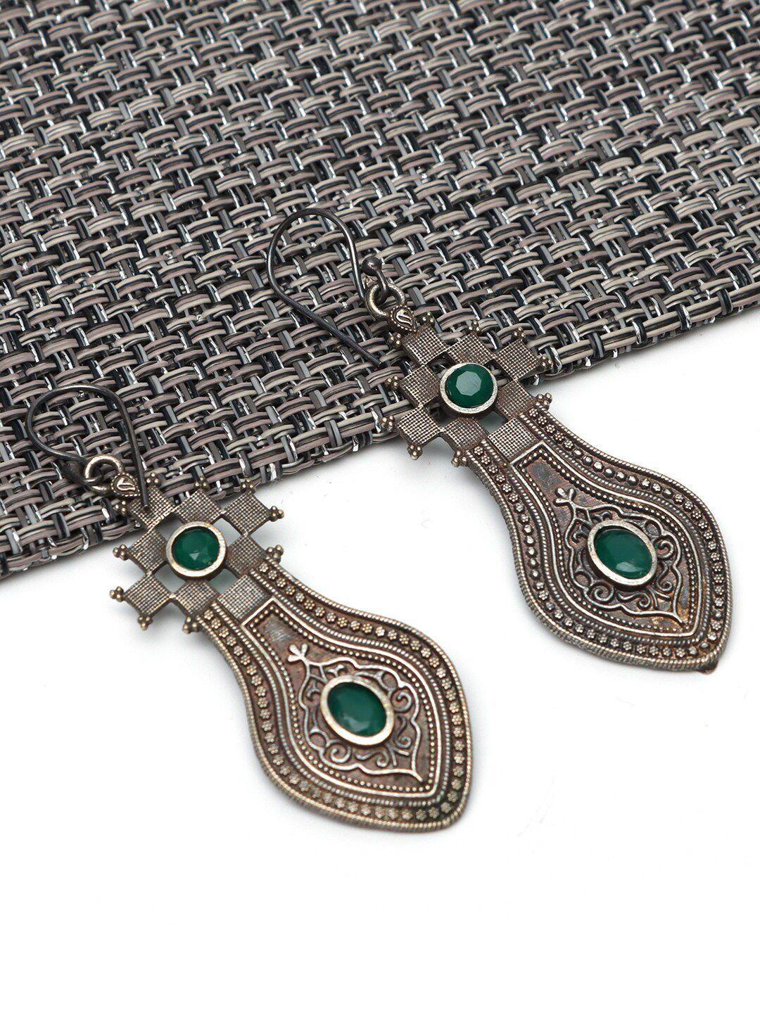 ozanoo brass-plated teardrop shaped stone studded drop earrings