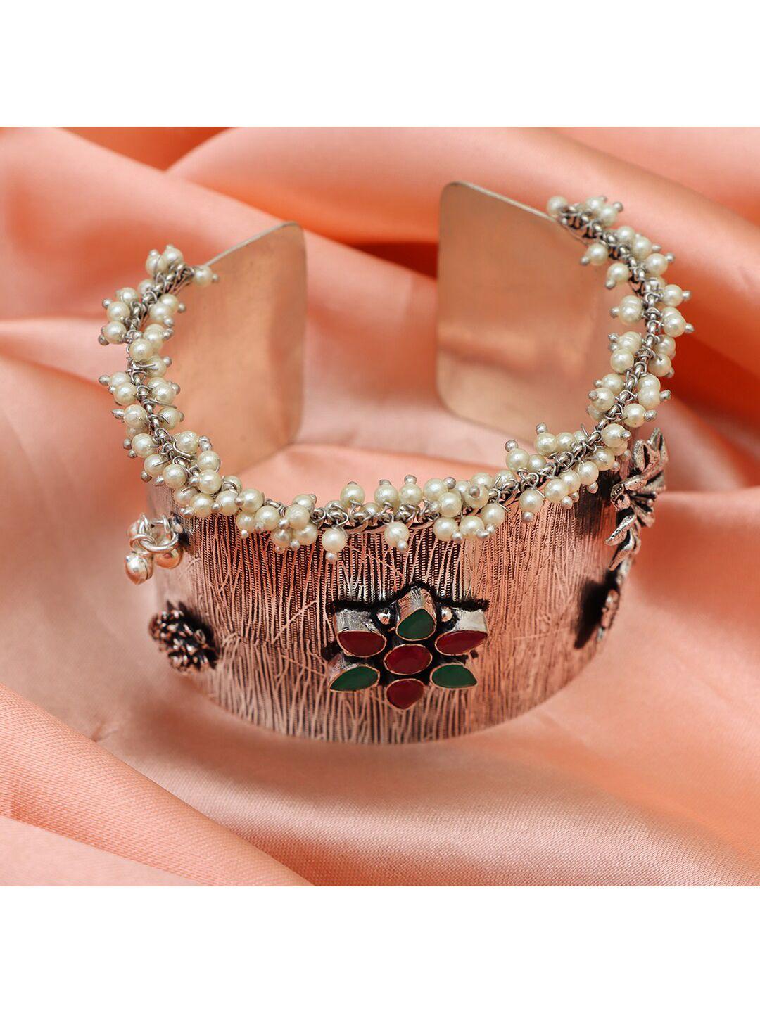 ozanoo women oxidised brass-plated cuff bracelet
