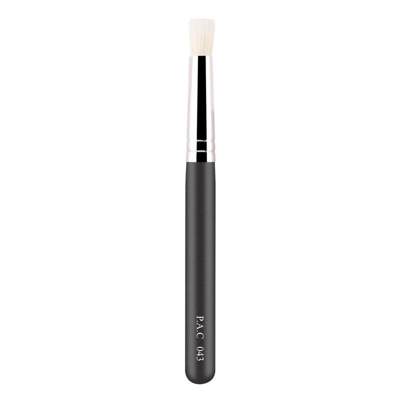 pac concealer brush - 043