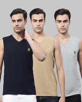 pack of 3 embroidered v-neck t-shirts