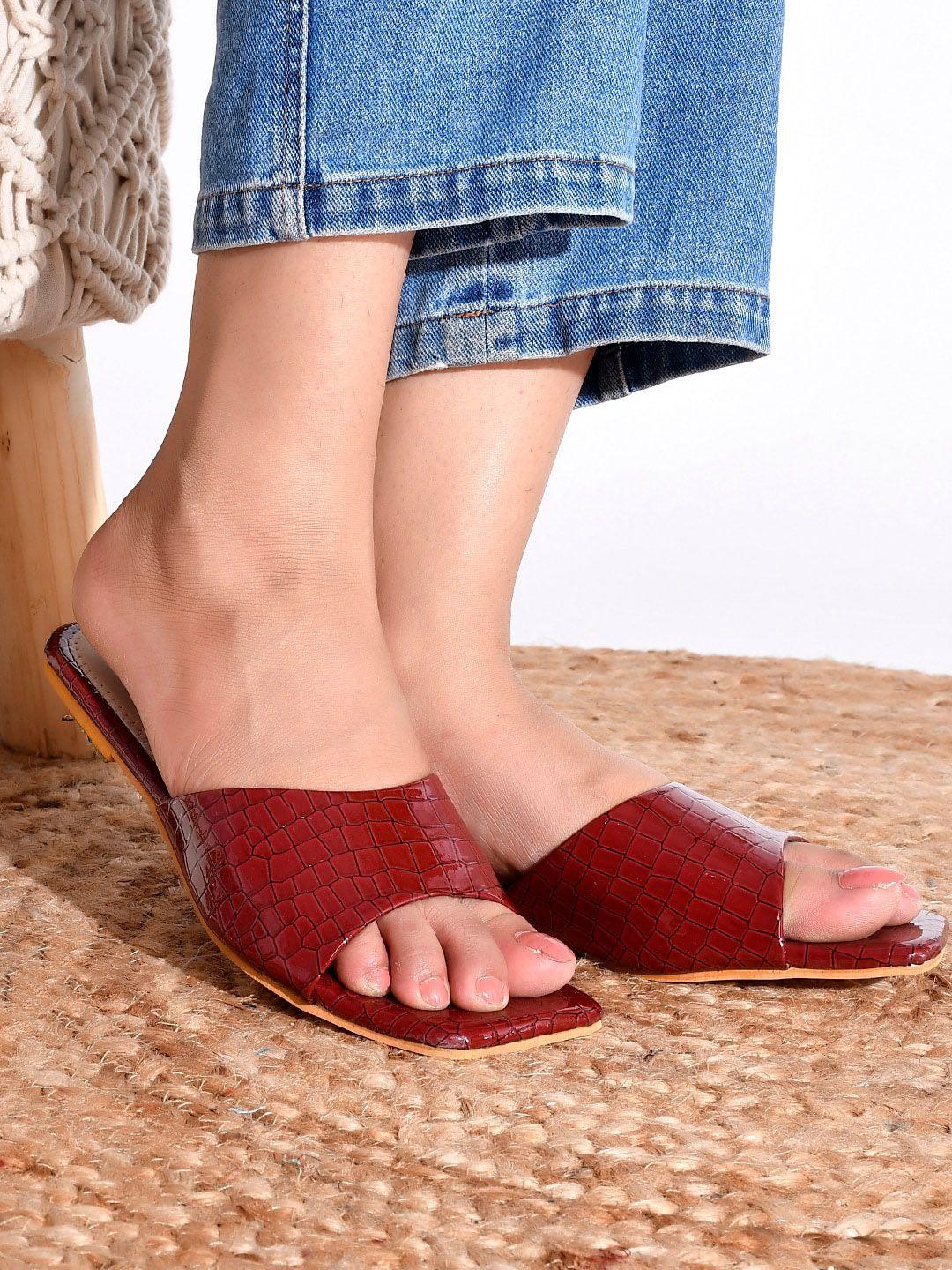 padvesh women maroon printed open toe flats