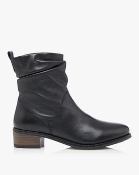 pagers 2 ankle-length boots with zip closure