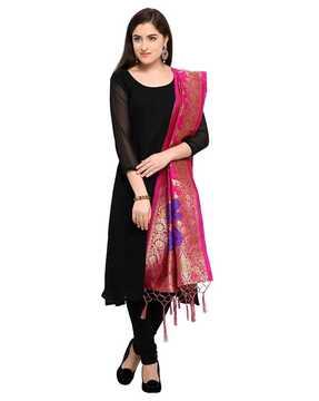 paisley pattern dupatta with tassels