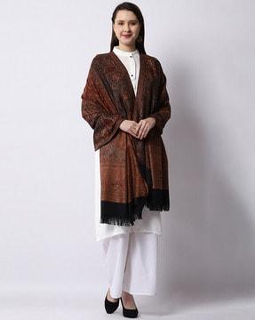 paisley pattern shawl woth fringe hems