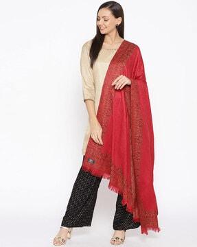 paisley pattern shawl