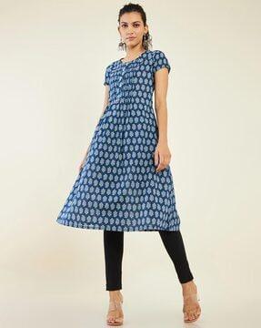 paisley print a-line kurta with tucks