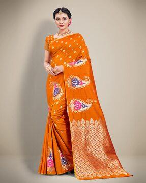 paisley print jacquard saree