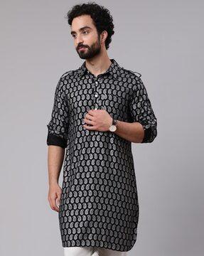 paisley print long kurta with patch pocket