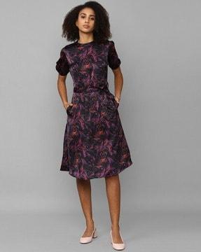 paisley print shift dress with waist tie-up