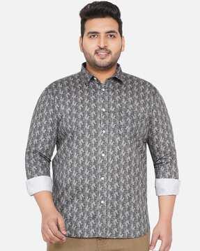 paisley print shirt with patch pocket