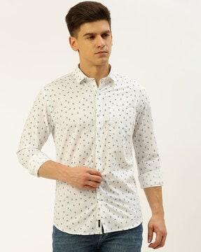paisley print shirt with patch pocket