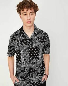 paisley print shirt with spread collar