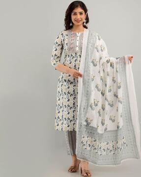 paisley print straight kurta set with dupatta