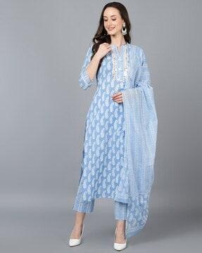 paisley print straight kurta with pants & dupatta