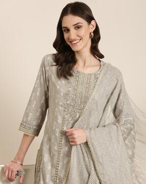 paisley print straight kurta with sharara & dupatta