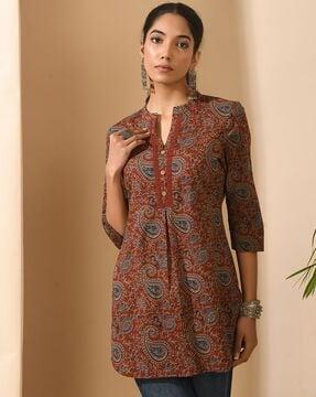 paisley print tunic wih curved hem