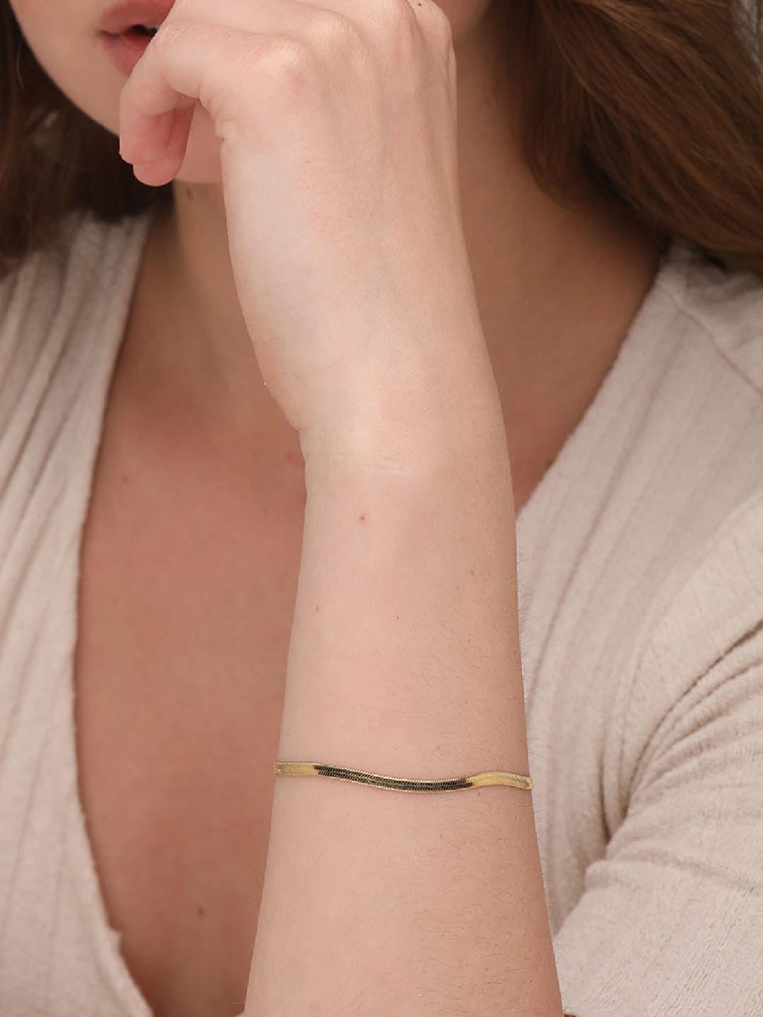 palmonas women gold-toned & gold-plated armlet bracelet
