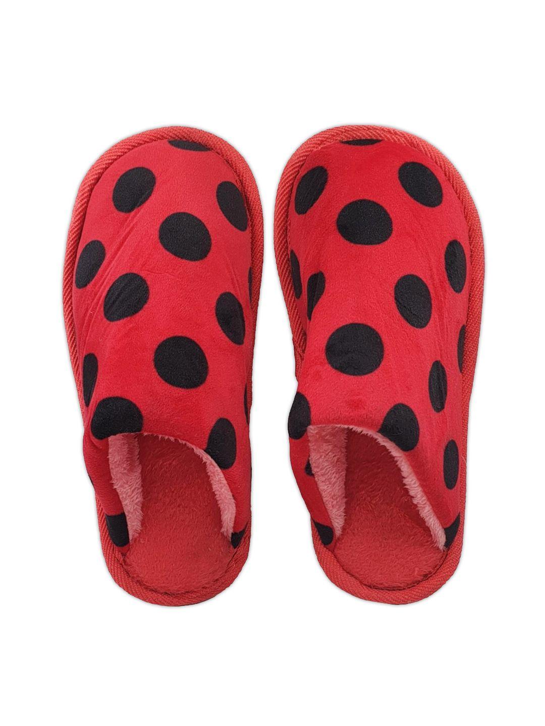 pampy angel women red & black polka dots printed fur room slippers