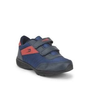 panelled casual shoes with velcro fastening