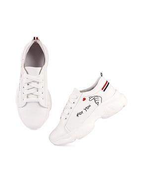 panelled lace-up sports shoes