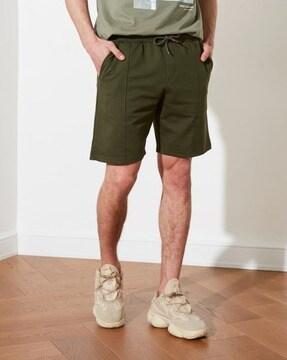 panelled shorts with drawstring waist