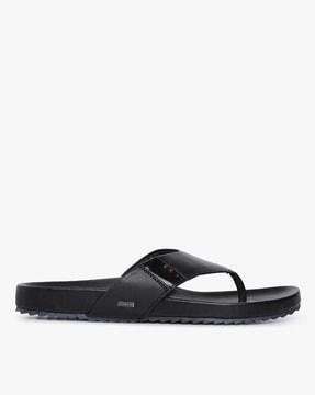 panelled thong-strap slippers