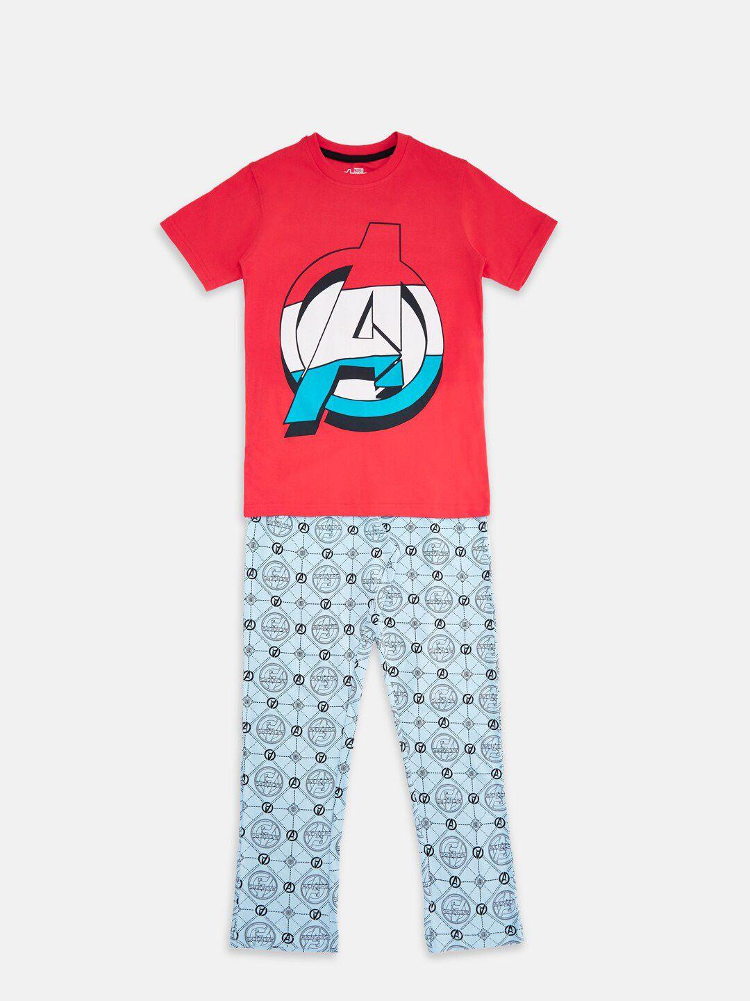 pantaloons junior boys avengers graphic printed pure cotton t-shirt with pyjamas