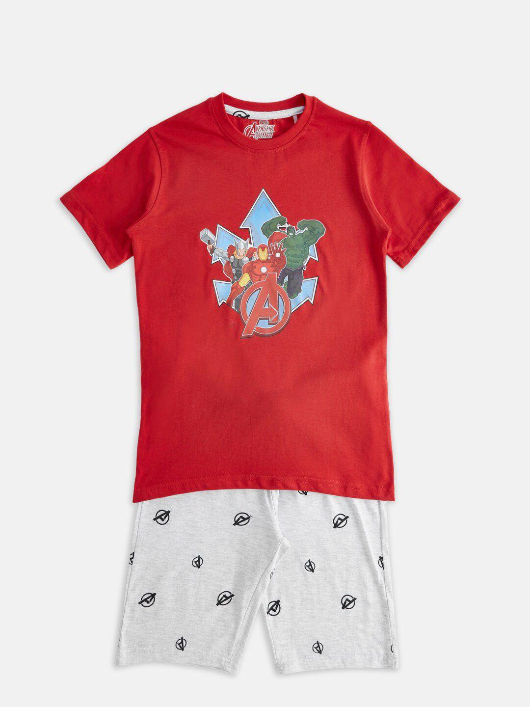 pantaloons-junior-boys-avengers-printed-t-shirt-with-shorts