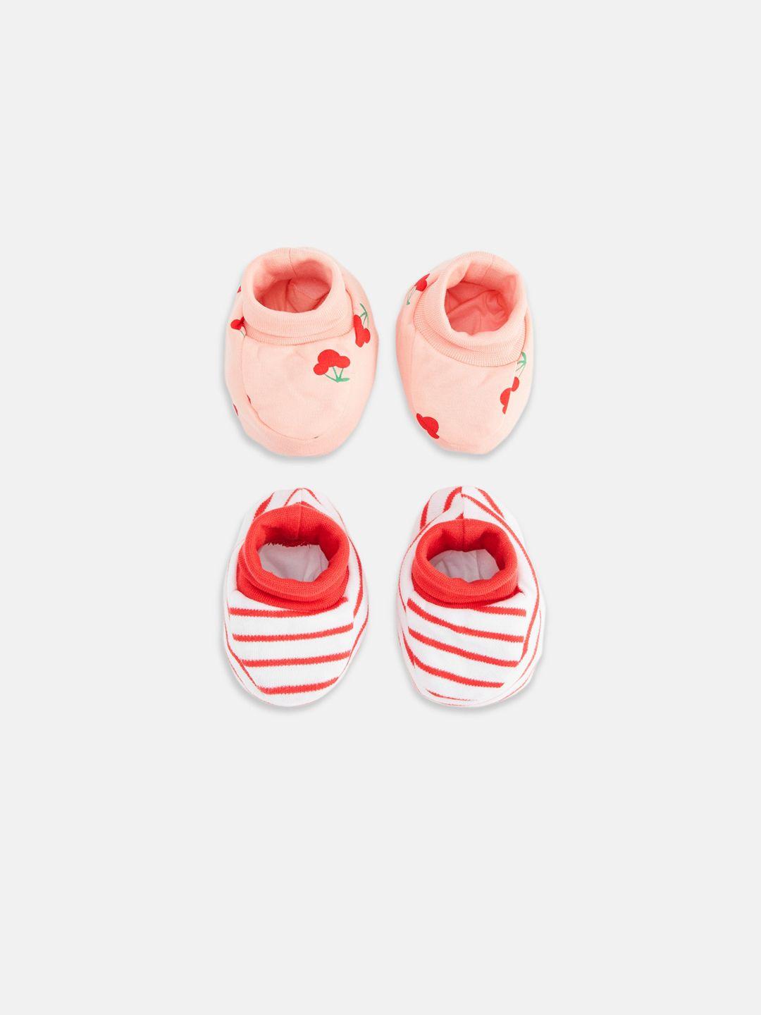 pantaloons baby girls set of 2 red & white cotton booties