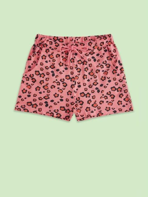 pantaloons junior coral & black cotton printed shorts