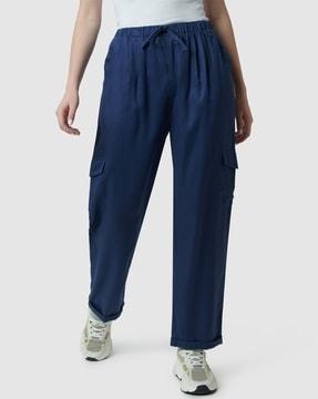 pants with elasticated drawstring waist