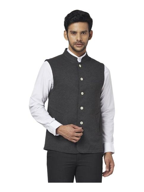 park avenue black slim fit self pattern bundi jacket