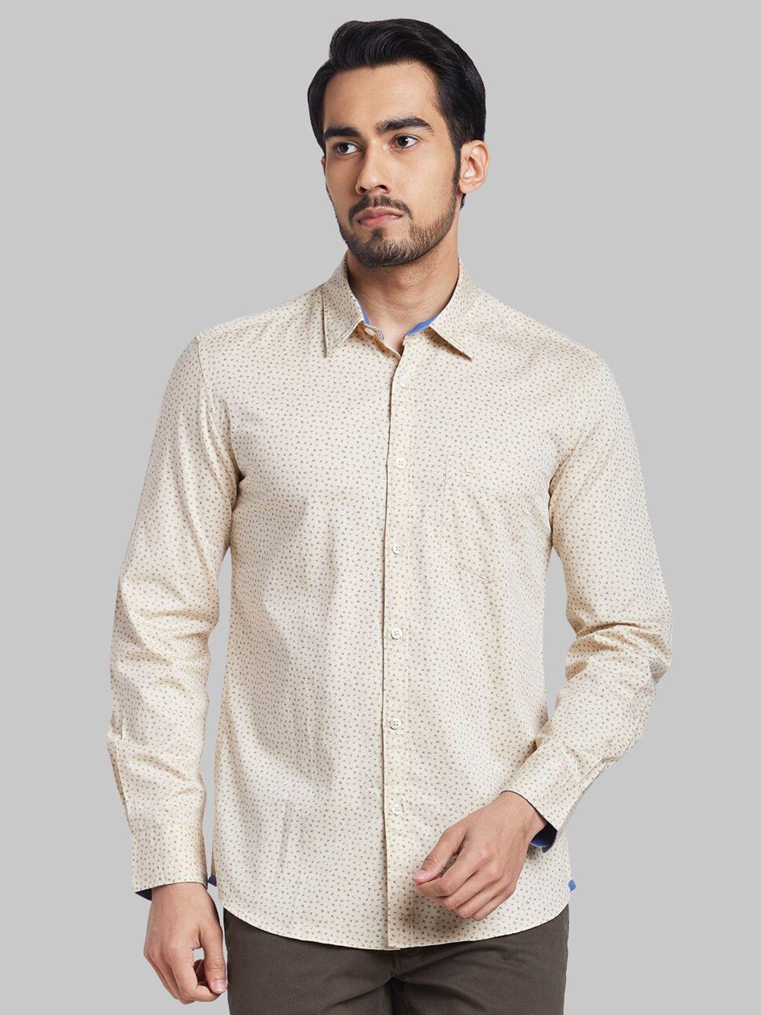 parx men beige slim fit printed casual shirt