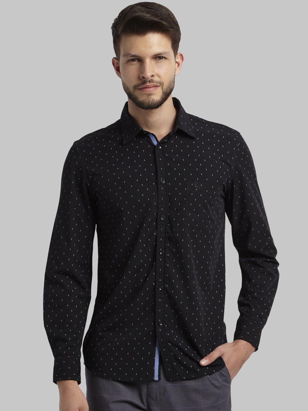 parx men black slim fit printed casual shirt