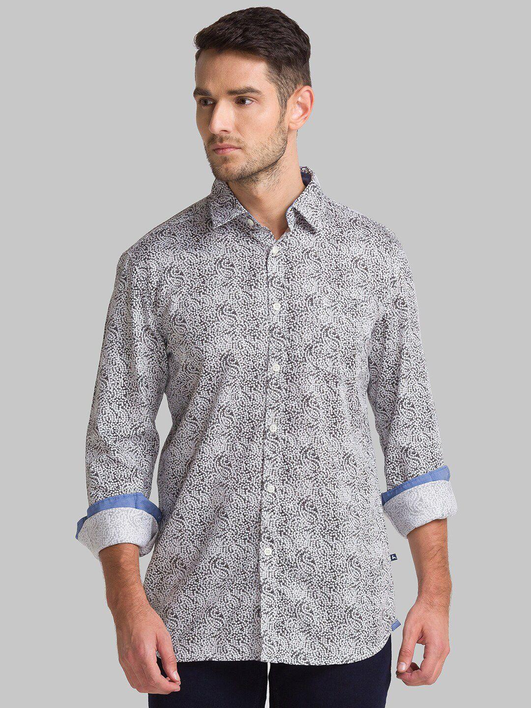 parx men grey slim fit printed casual shirt