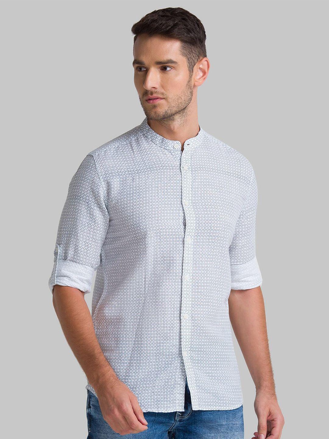 parx men white slim fit printed casual shirt