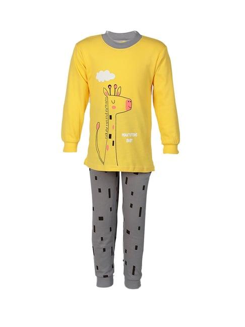 passion petals kids yellow & grey printed t-shirt with pajamas