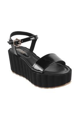 patent buckle womens casual sandals - black