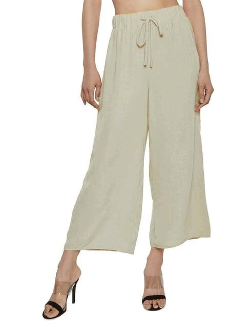 patrorna off white cotton blend relaxed fit mid rise capris