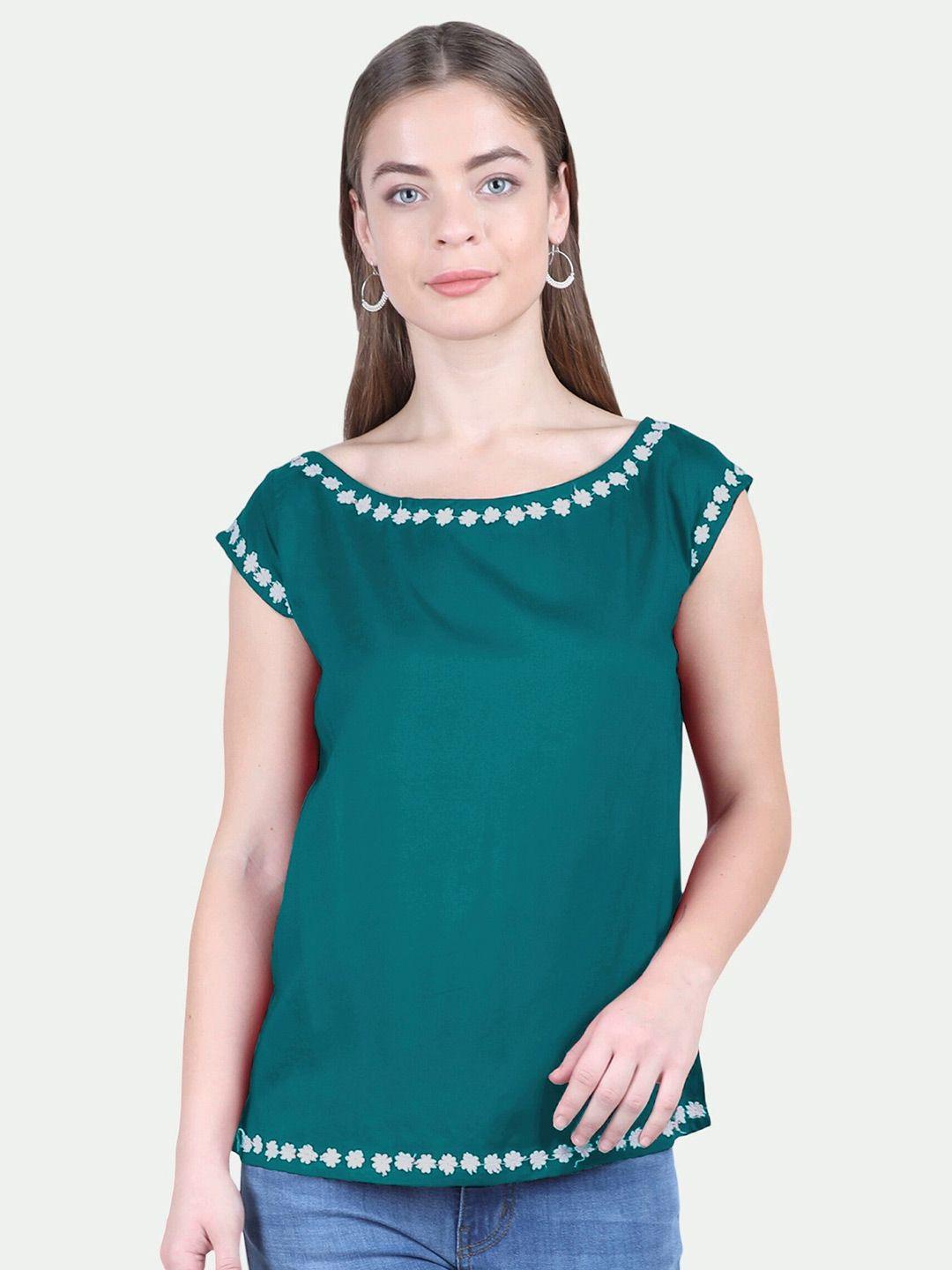 patrorna green extended sleeves top