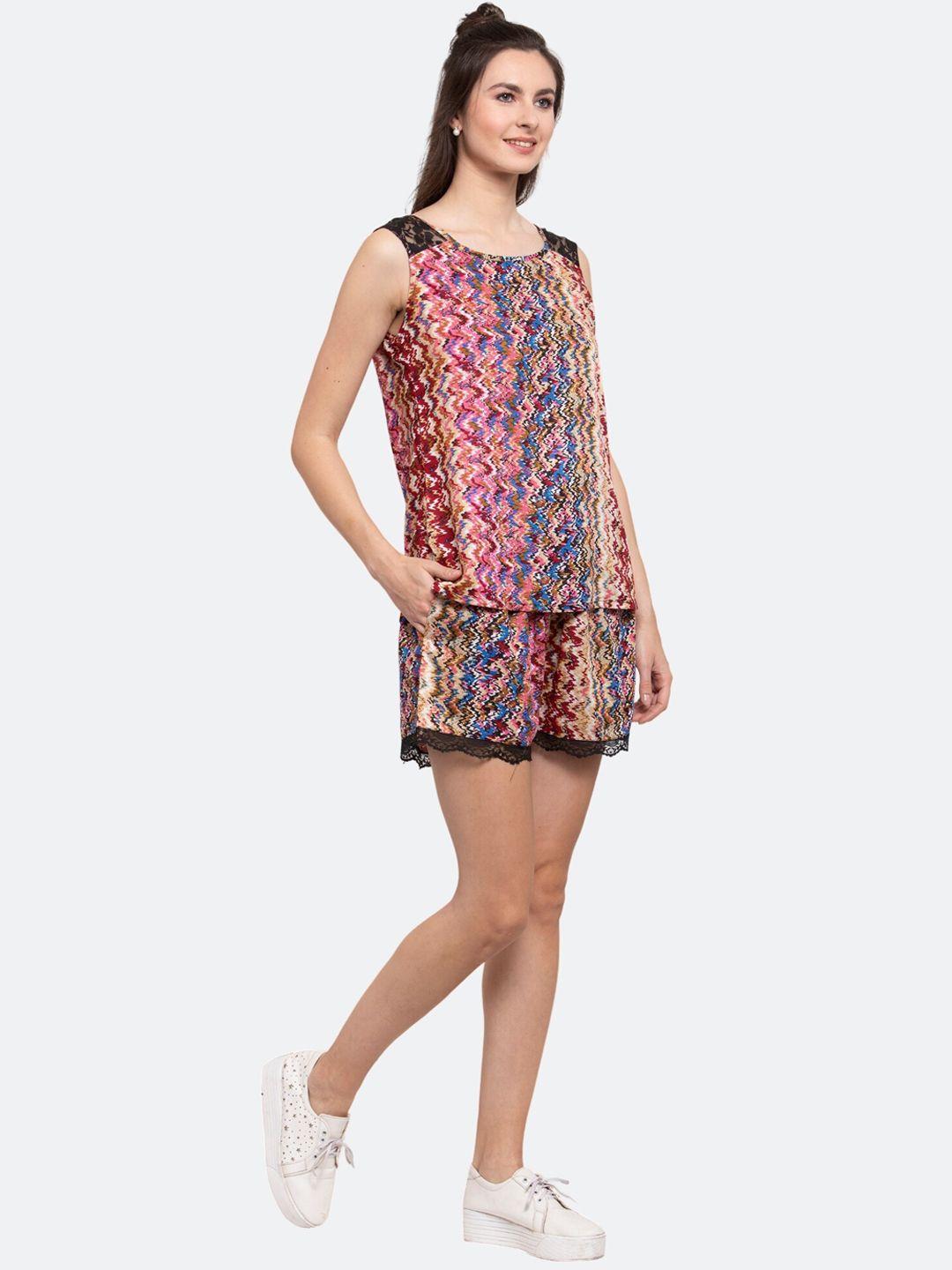 patrorna printed top with shorts