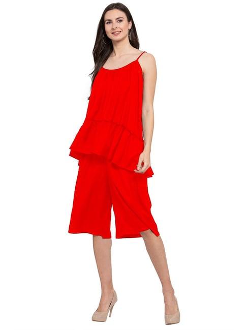 patrorna red top with capris