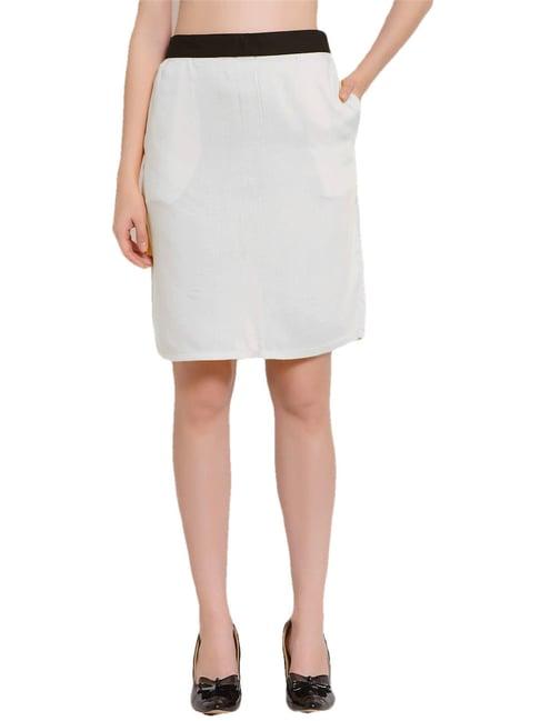 patrorna white above knee skirt