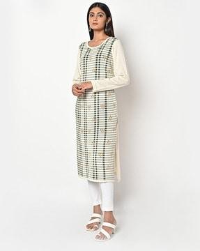 patterned-knit round-neck sweater dress